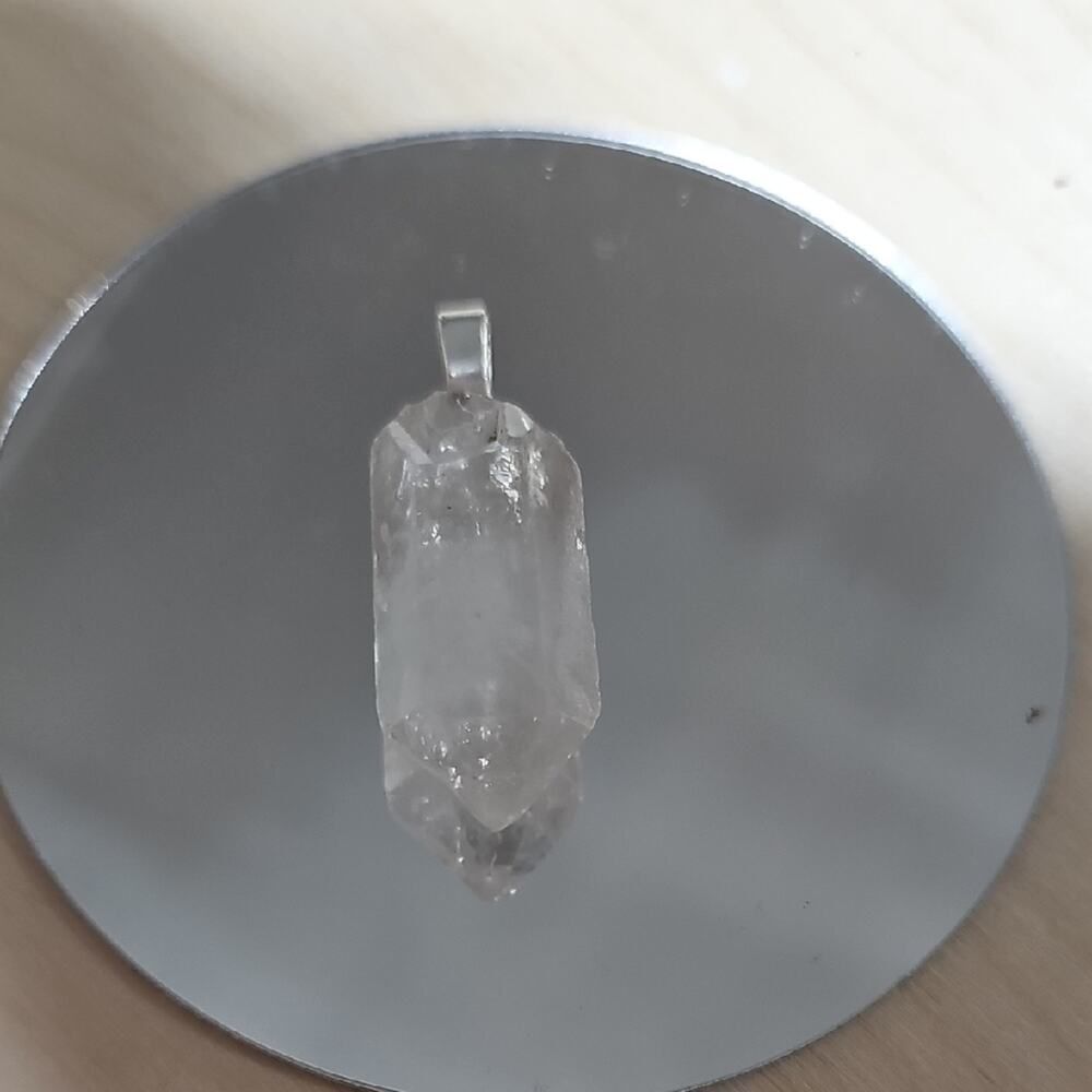 Stunning  Crystal Pendant Necklace